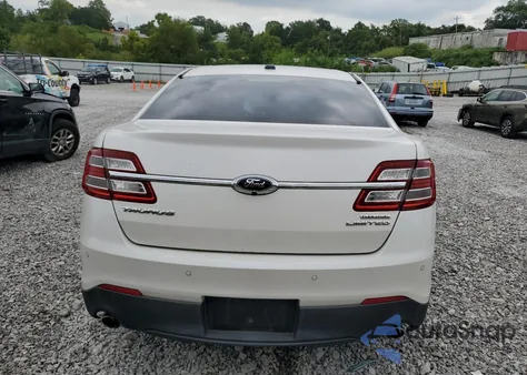 2014 Ford Taurus Limited z USA, uszkodzony, nr VIN 1FAHP2F80EG172086